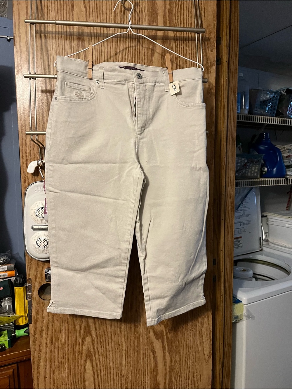 Gloria Vanderbilt Cream Cotton Capri Pants